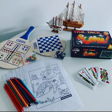 アパート Hajo ケストヘイ